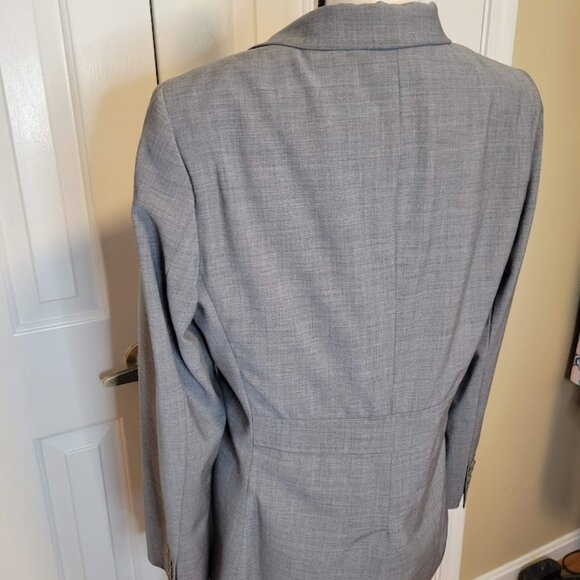 Talbots Wool Blend Grey Skirt Suit Set – Jacket 12 / Skirt 10 - Picture 5 of 8